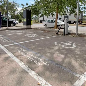  Отель Figueres
